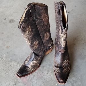 Dragonfly Cowgirl boots